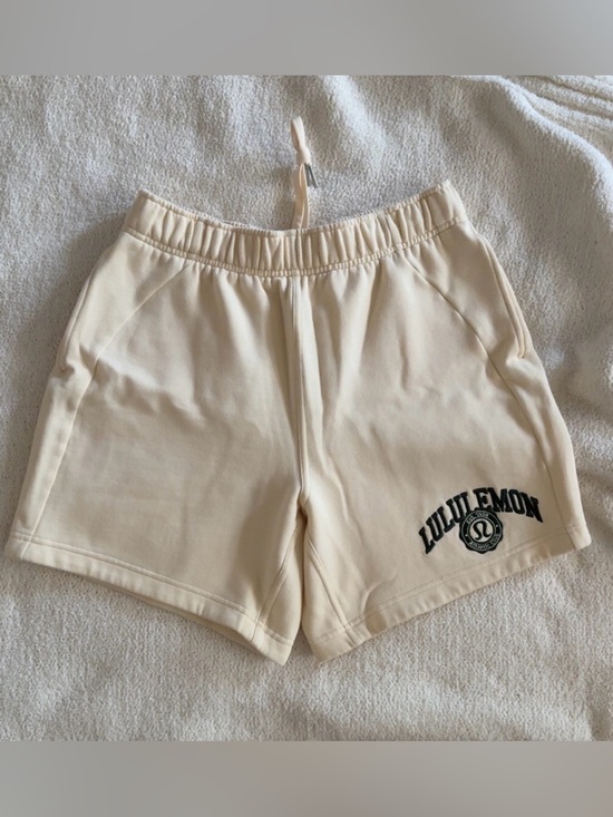 lululemon athletica Pants - lululemon Scuba Shorts